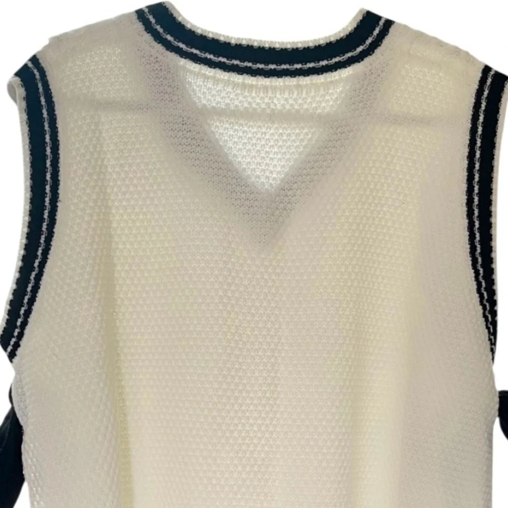 NWT Cider V-Neck Solid Bowknot Knitted Vest
Cream, Size XL - 10 - Picture 4 of 15